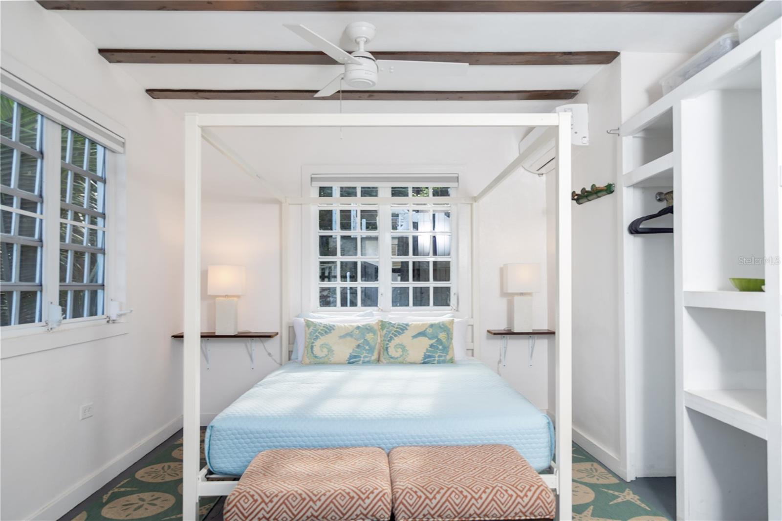 BO. LEGUILLOW, SECTOR MAMBICHE - Residential