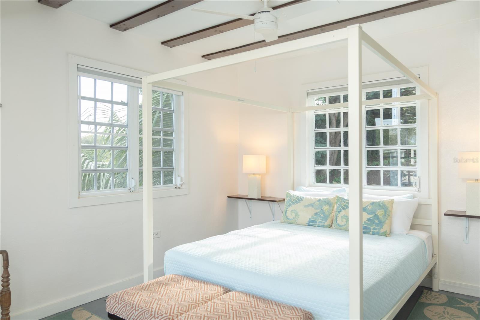 BO. LEGUILLOW, SECTOR MAMBICHE - Residential