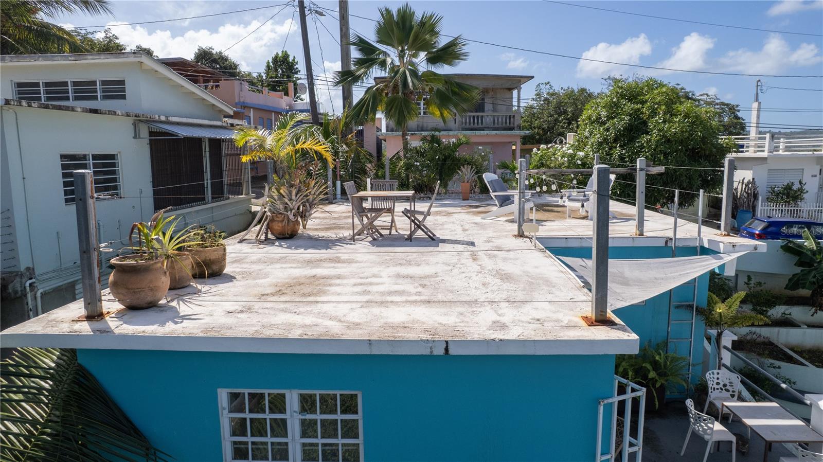 BO. LEGUILLOW, SECTOR MAMBICHE - Residential