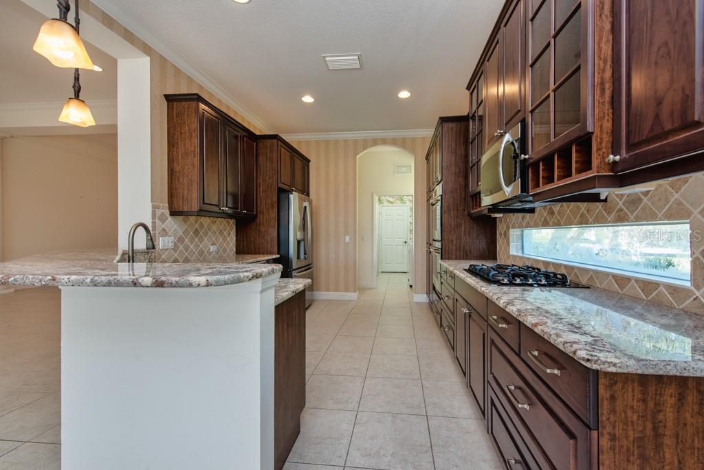 LAKEWOOD RANCH COUNTRY CLUB VILLAGE EE 3A-3C - Residential