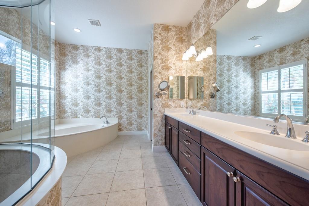 LAKEWOOD RANCH COUNTRY CLUB VILLAGE EE 3A-3C - Residential