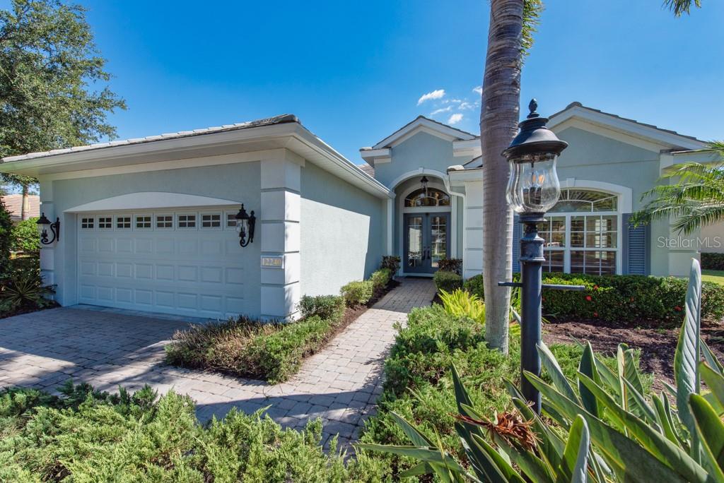 LAKEWOOD RANCH COUNTRY CLUB VILLAGE EE 3A-3C - Residential