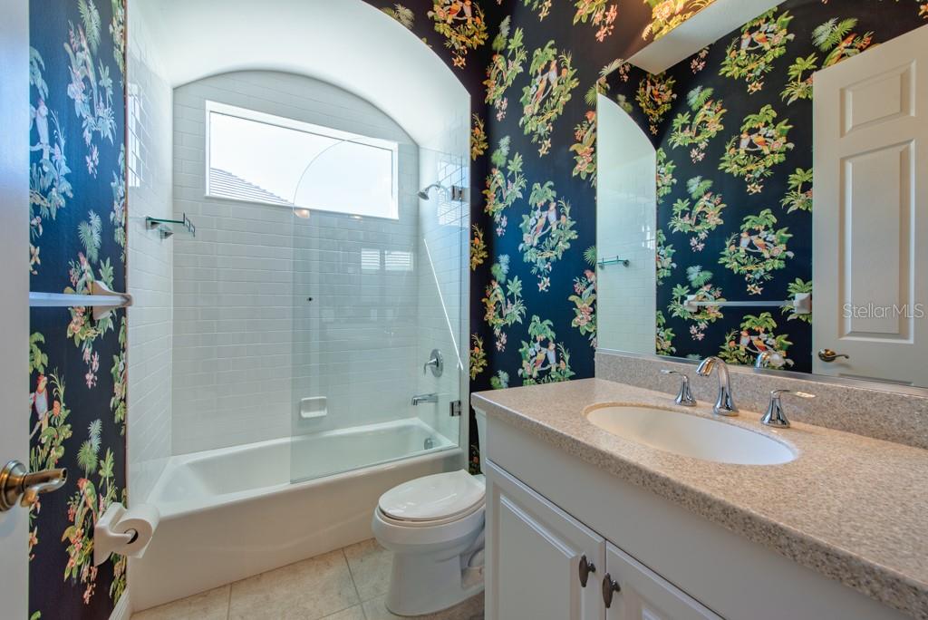 LAKEWOOD RANCH COUNTRY CLUB VILLAGE EE 3A-3C - Residential