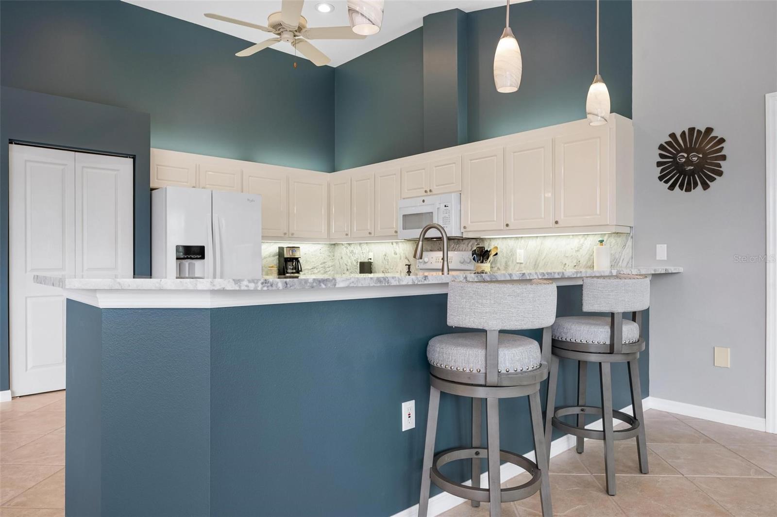 THE LAKES OF JACARANDA - Residential