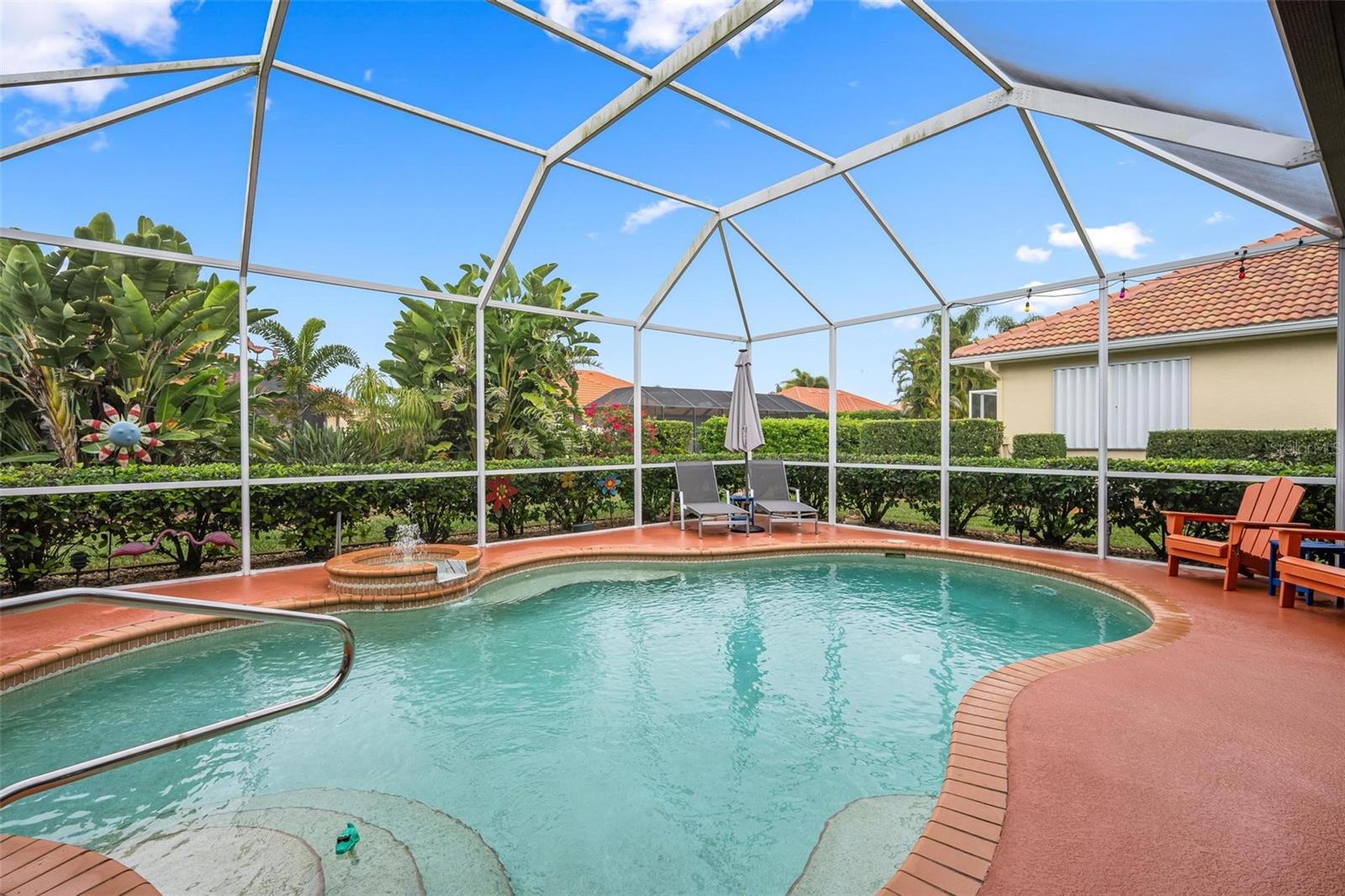 THE LAKES OF JACARANDA - Residential