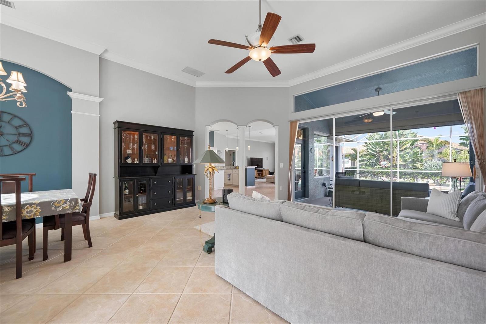 THE LAKES OF JACARANDA - Residential