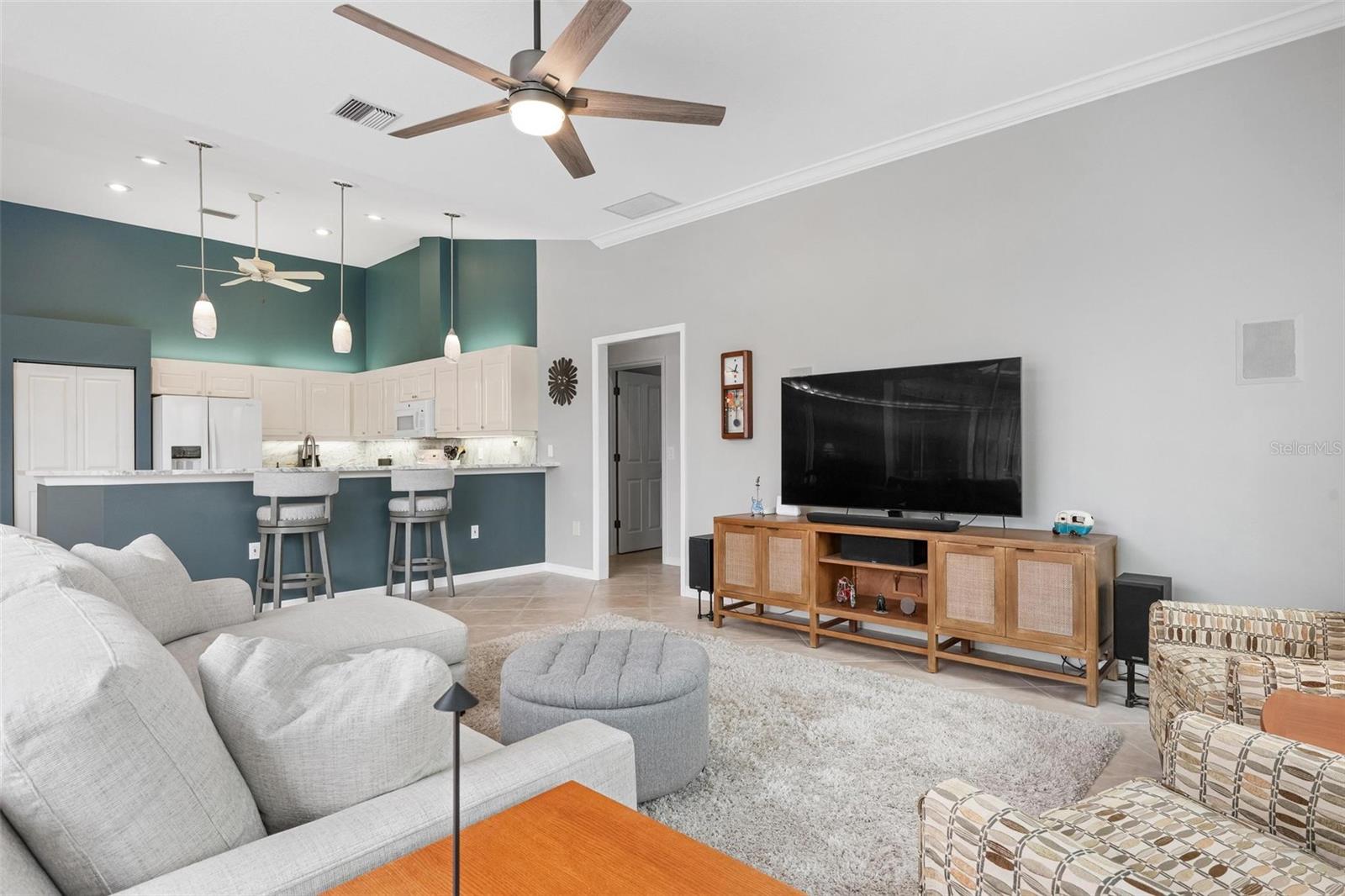 THE LAKES OF JACARANDA - Residential