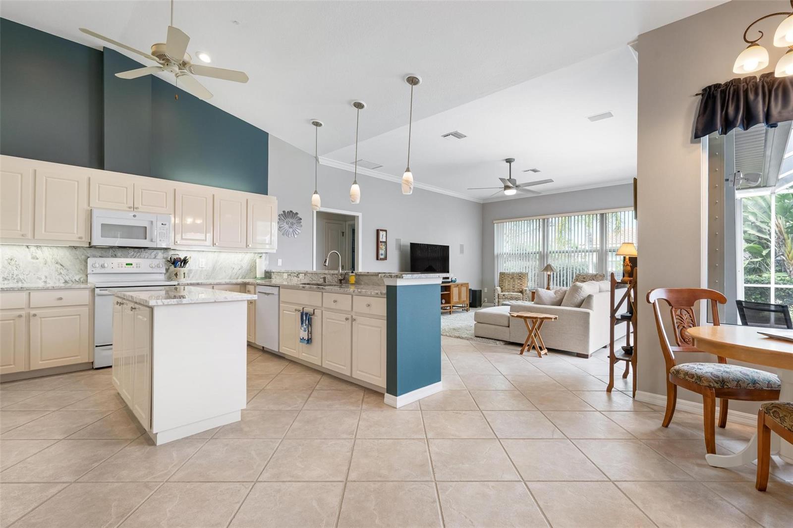 715 THISTLELAKE DRIVE