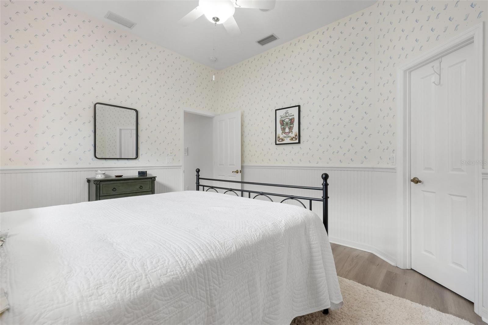 THE LAKES OF JACARANDA - Residential