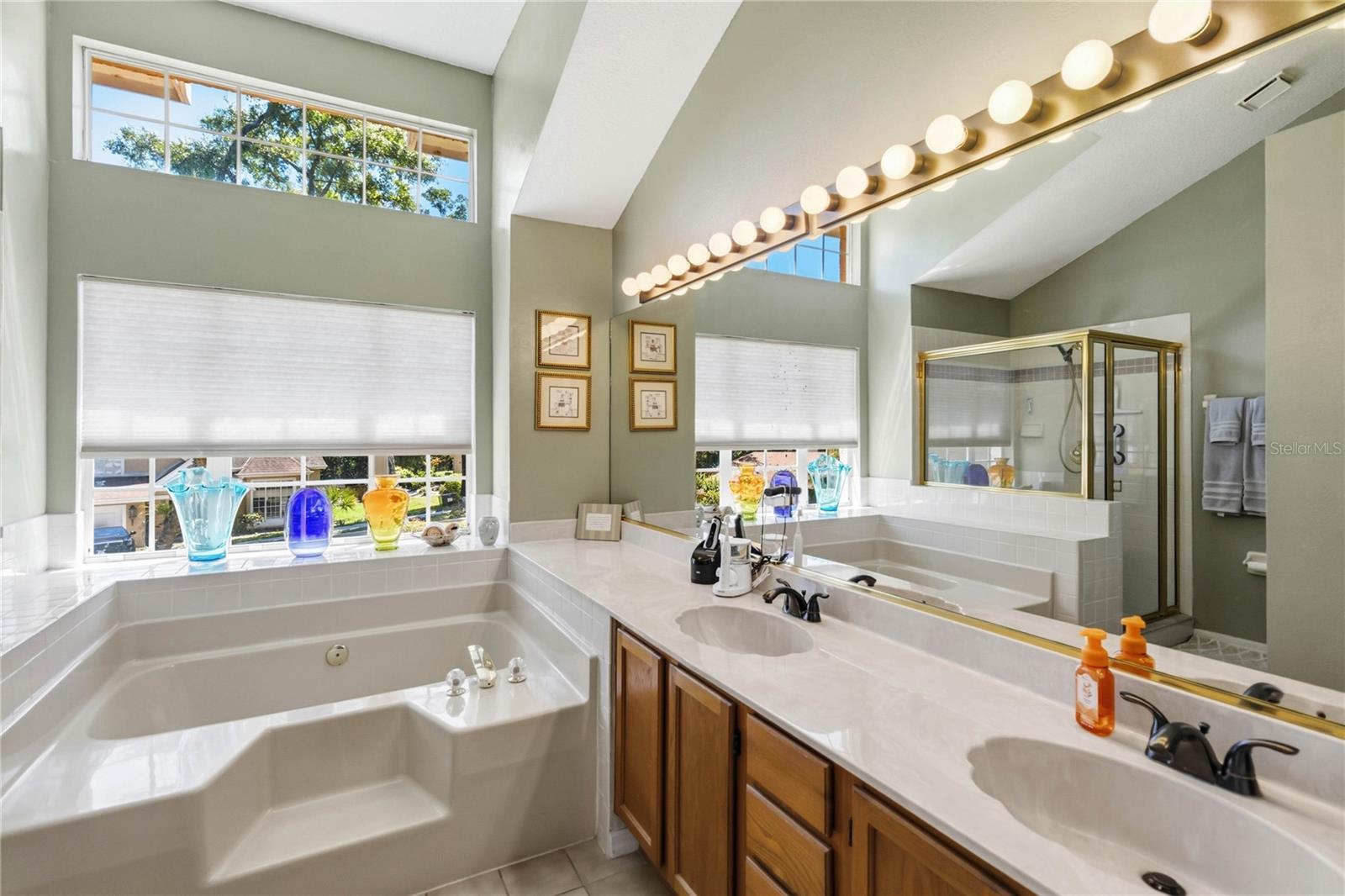 LEXINGTON CLUB - Residential