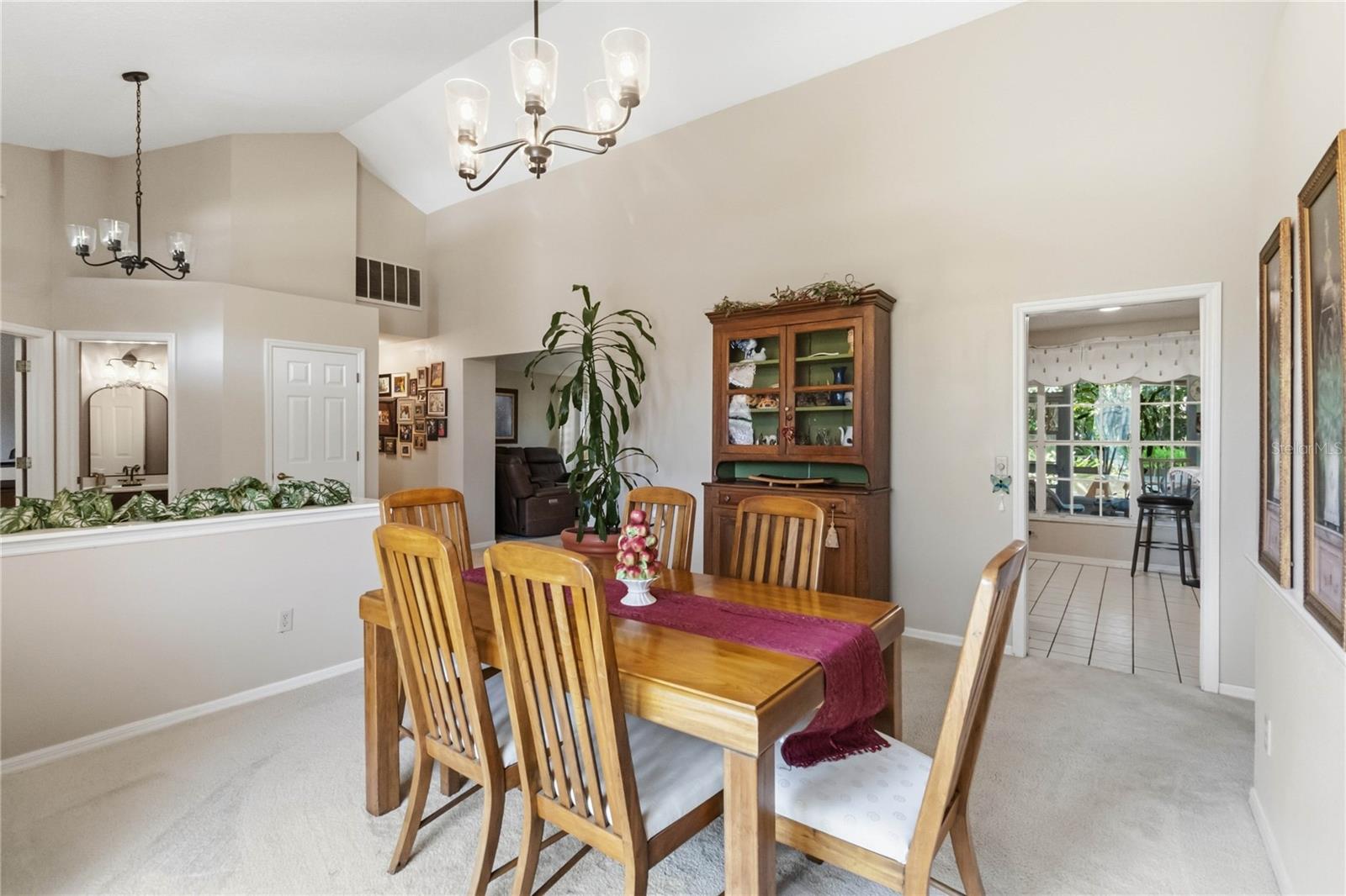 LEXINGTON CLUB - Residential