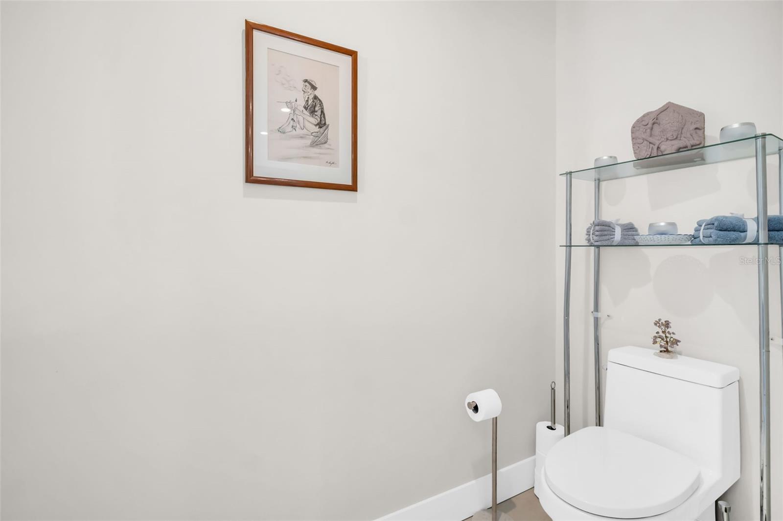 SALTAIRE CONDO - Residential