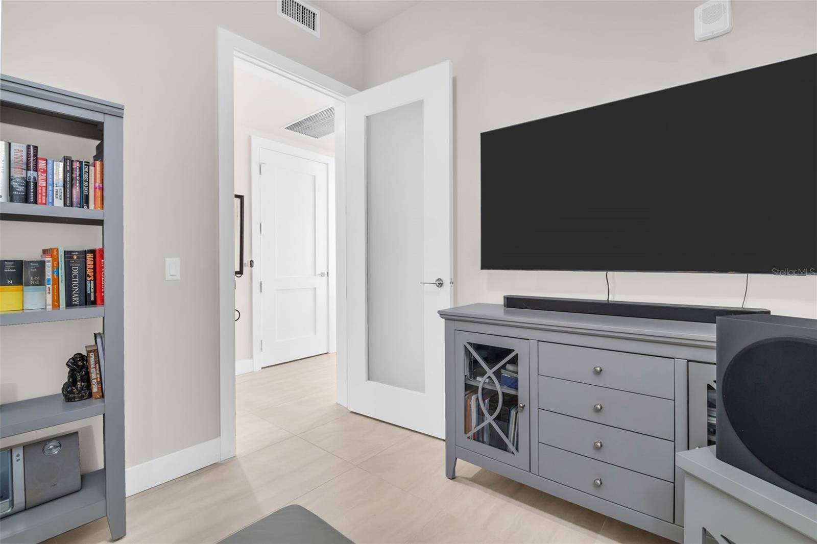 SALTAIRE CONDO - Residential