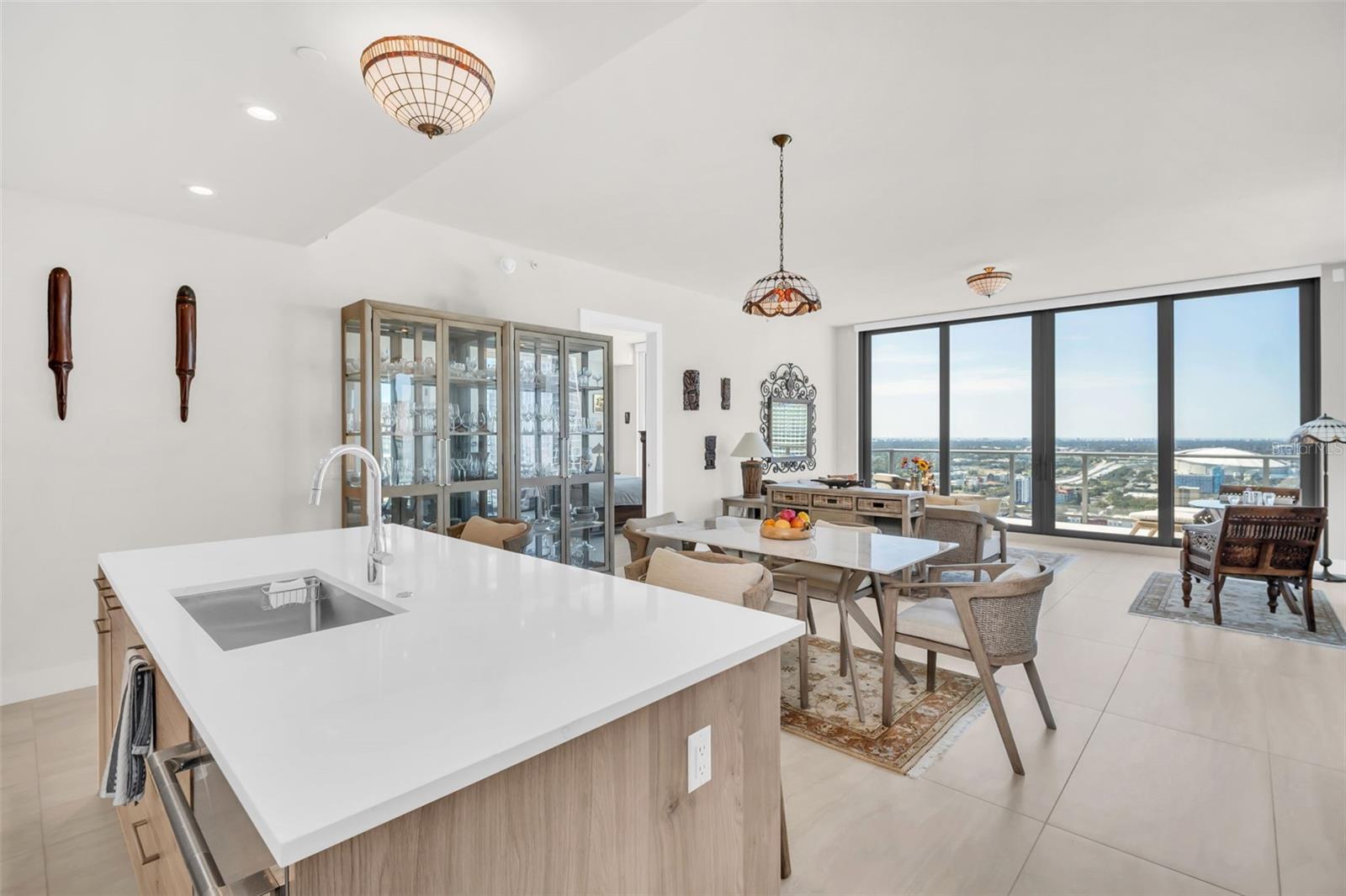 SALTAIRE CONDO - Residential