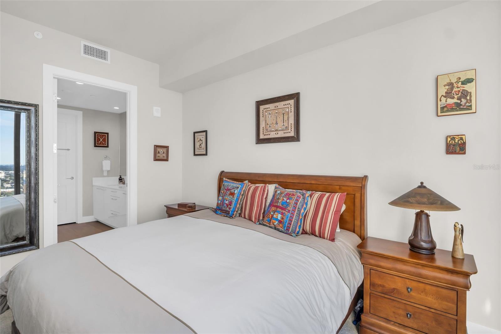 SALTAIRE CONDO - Residential