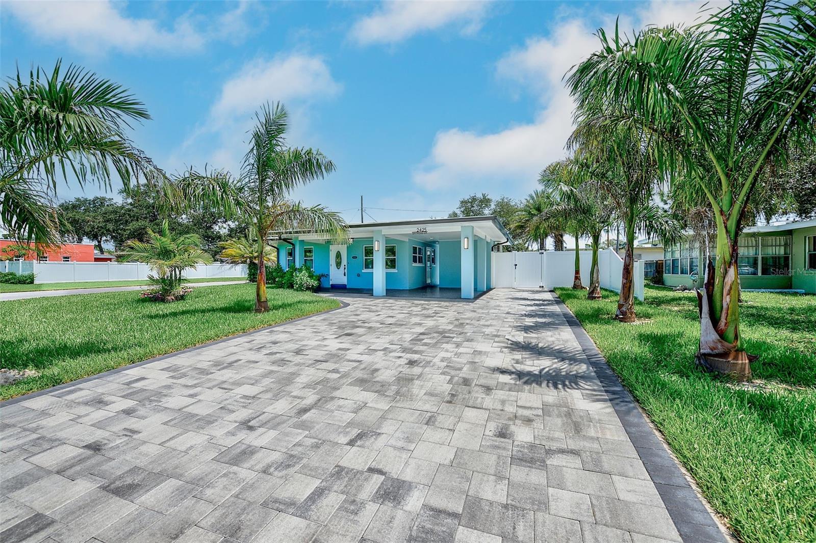 2425 BAYWOOD DRIVE E