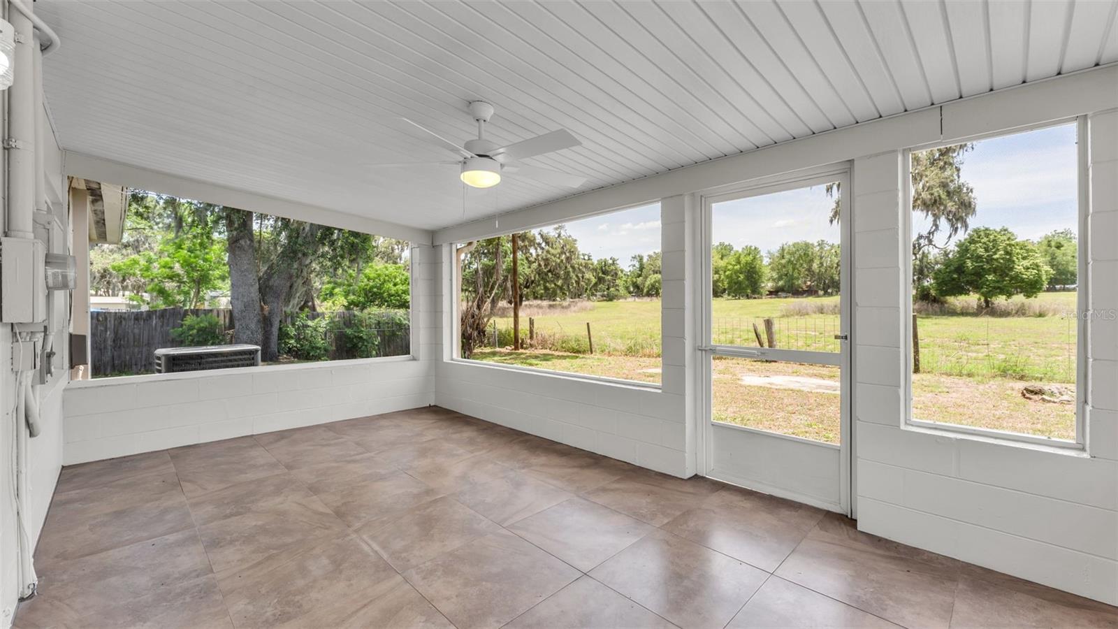 ACREAGE - Residential