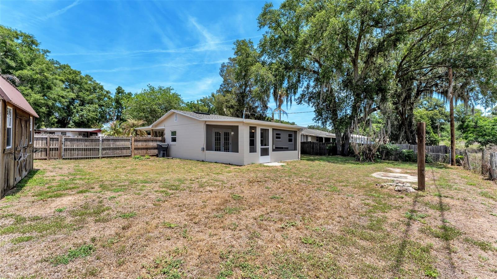 ACREAGE - Residential