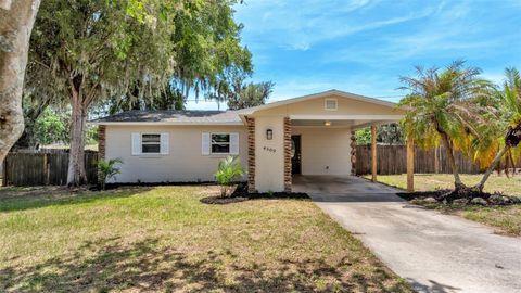 Photo of 4509 Oak Street, Lakeland, FL 33813 (MLS # L4961753)