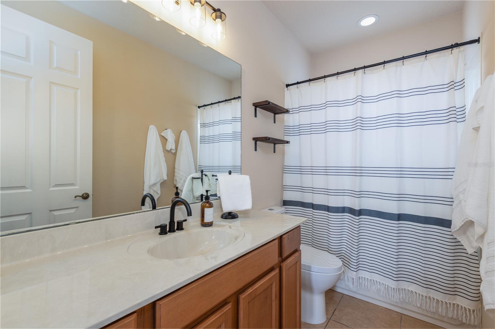 BRONSONS LNDGS F & M - Residential