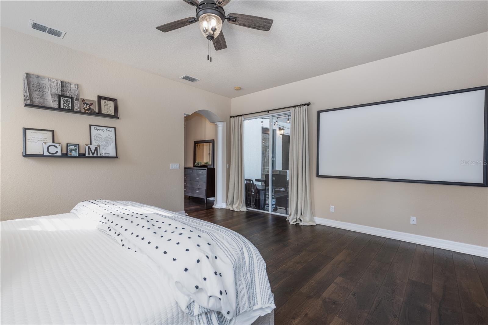 BRONSONS LNDGS F & M - Residential