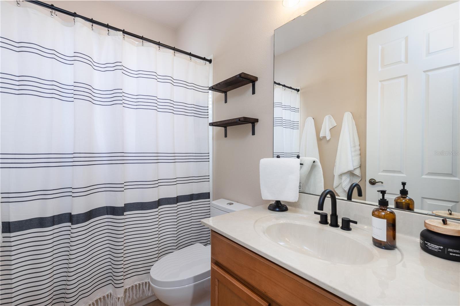 BRONSONS LNDGS F & M - Residential