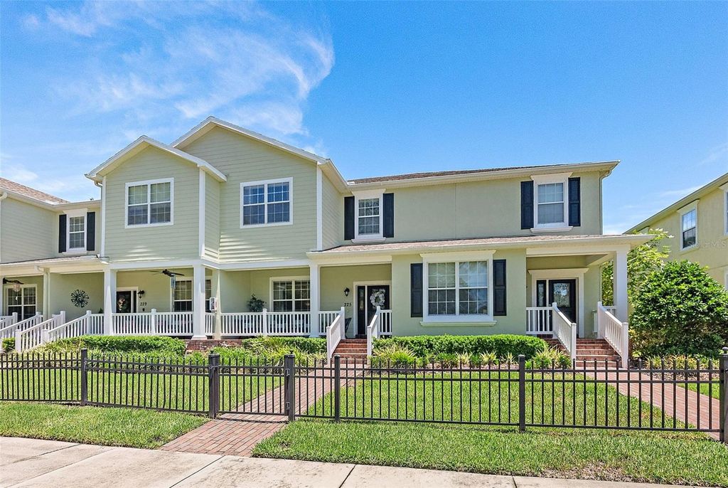 Photo of 225 49th Avenue N, St Petersburg, FL 33703 (MLS # TB8402471)