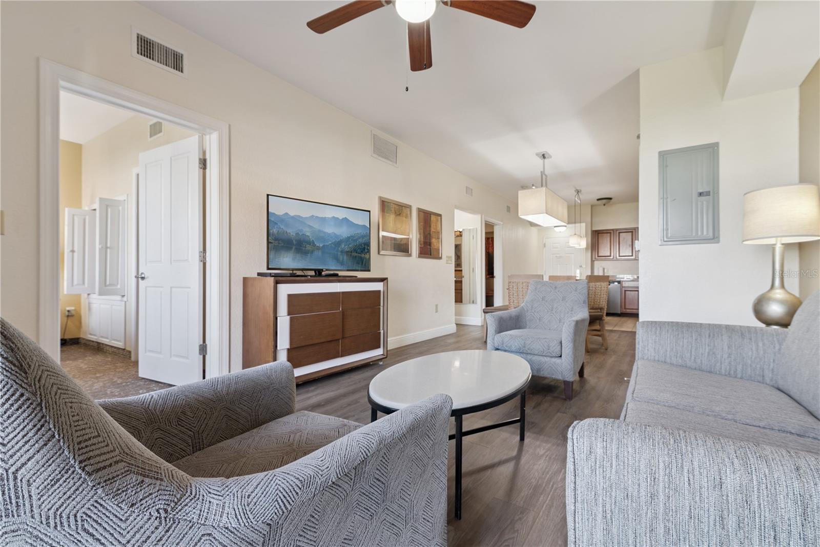 FLORIDAYS ORLANDO RESIDENCE - Residential