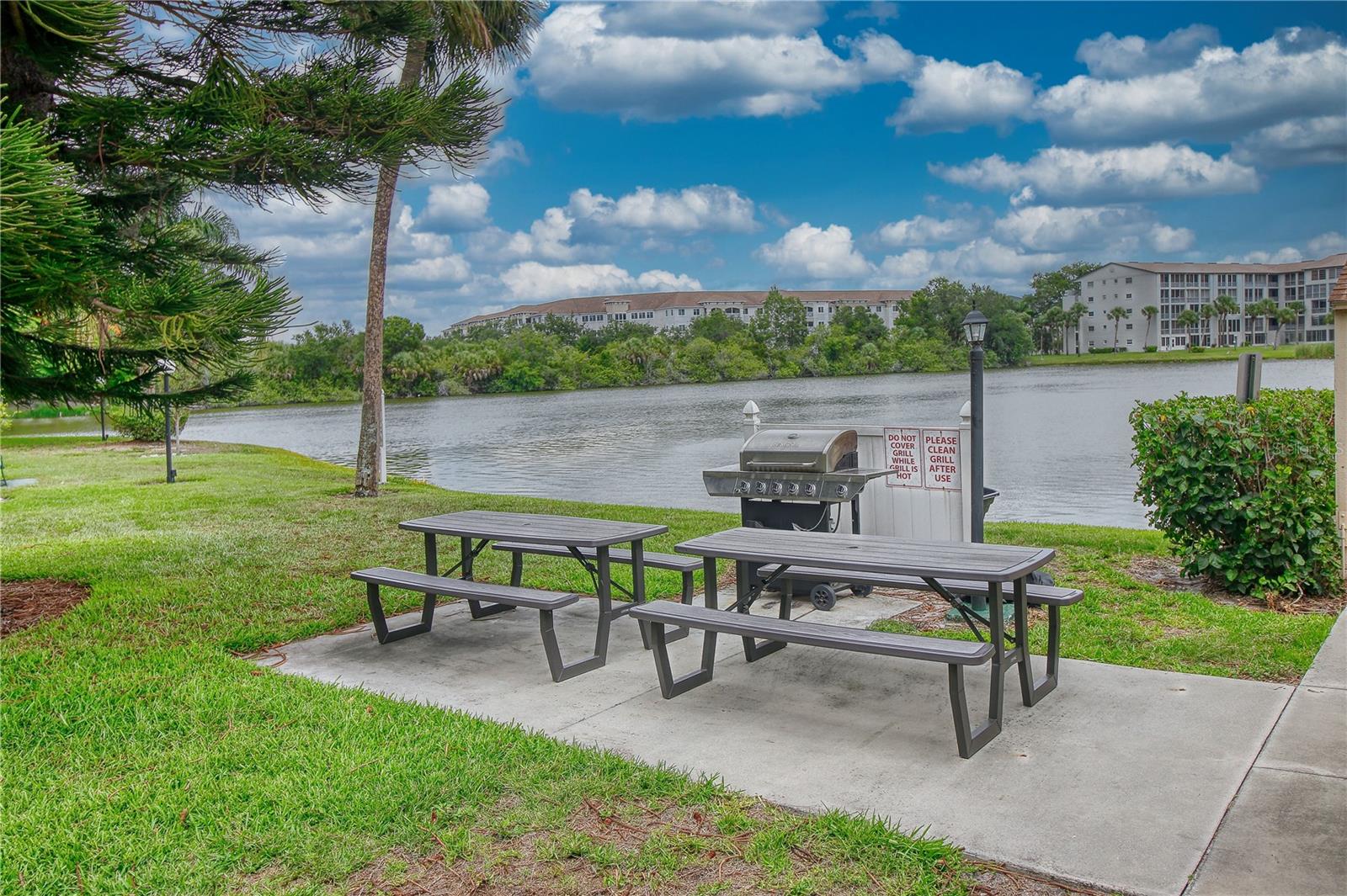 3658 LAKE BAYSHORE DRIVE 320