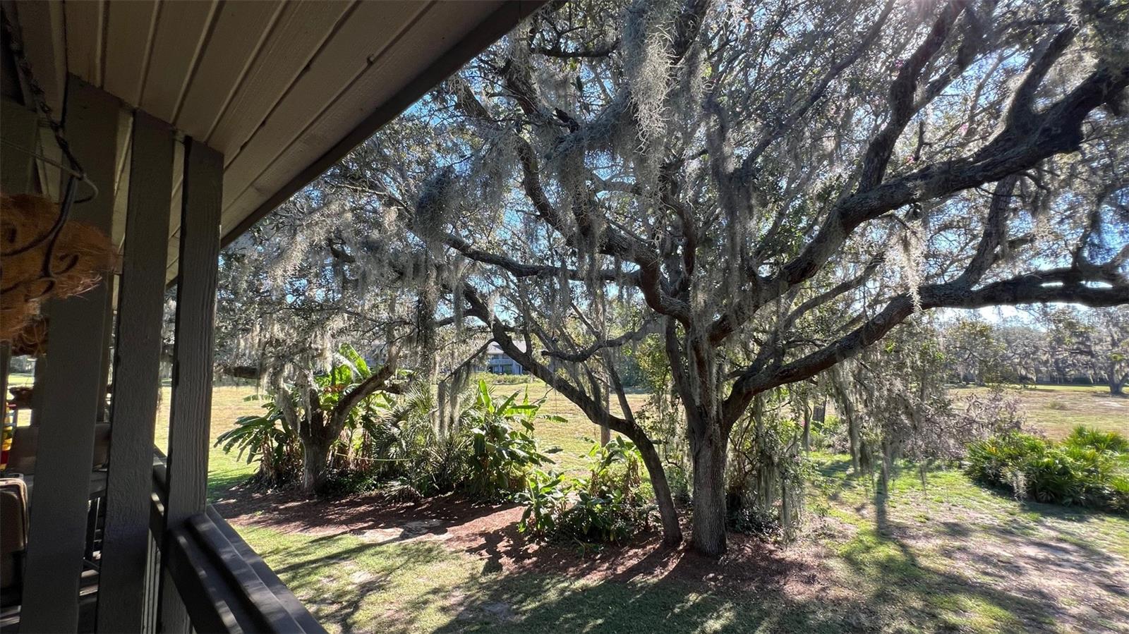 GRENELEFE ABBEY COURT CONDO UNIT 01 PH 0 - Residential