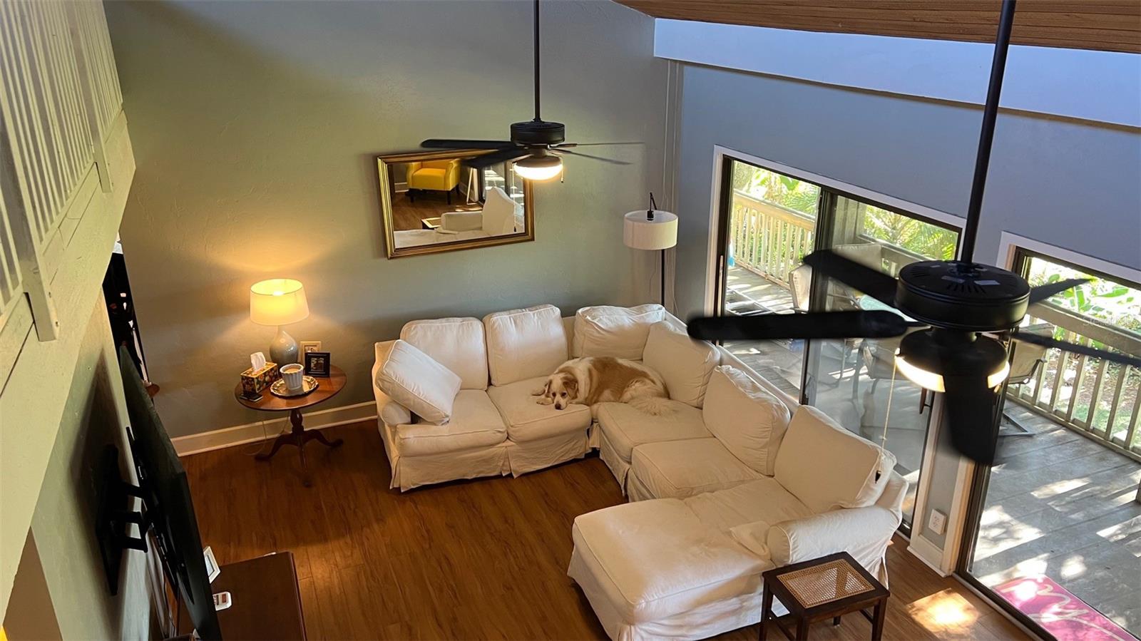 GRENELEFE ABBEY COURT CONDO UNIT 01 PH 0 - Residential