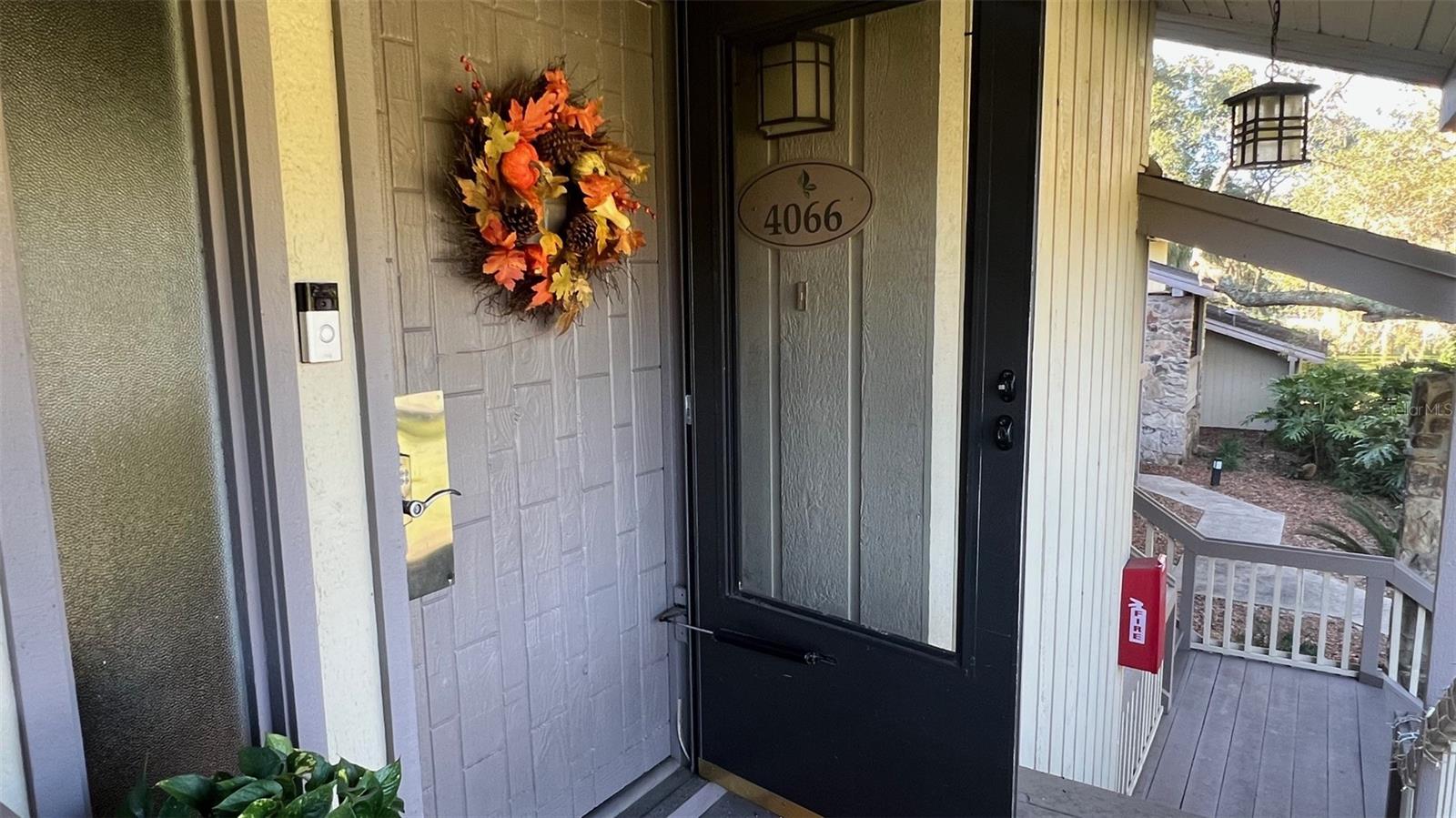 GRENELEFE ABBEY COURT CONDO UNIT 01 PH 0 - Residential