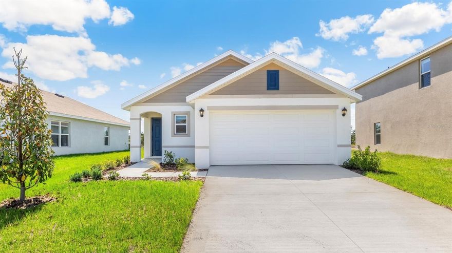 Under Construction. Receive up to $35,000 towards Closing Costs & Flex Cash and Special Interest Rates with the use of our preferred lender - Now through Dec. 31st. Oakfield Lakes consists of single-family homes all designed to meet the needs of today’s modern family. At the heart of Oakfield Lakes is The Grove, our central community hub that's an inviting space for socializing, relaxing and playing, featuring dedicated spaces for cooking, food trucks and year-round get-togethers. Available for Oakfield Lakes residents will be a resort-style pool, splash pad, playground and dog park for our 4-legged family members.