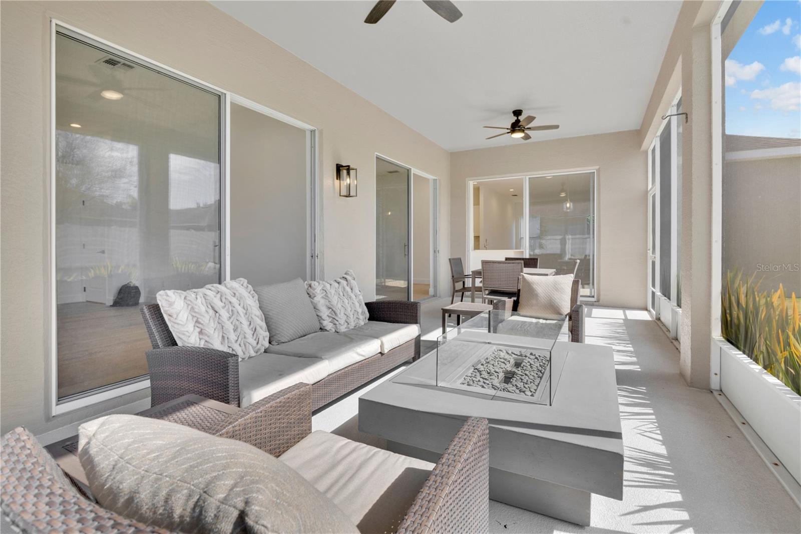 BROOKSTONE 43/47 - Residential