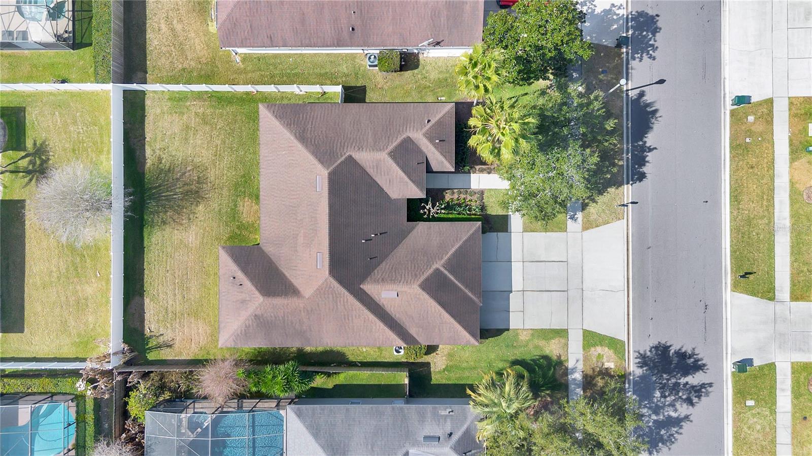 BROOKSTONE 43/47 - Residential