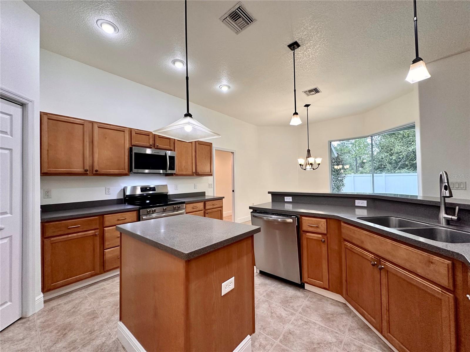 CITRUS SPGS UNIT 05 - Residential
