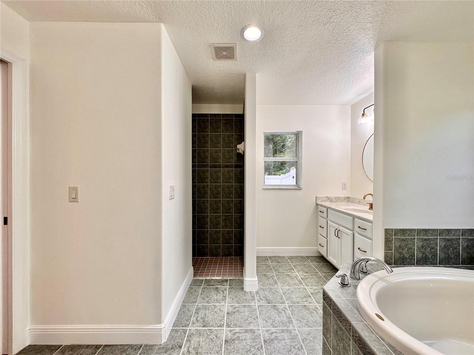 CITRUS SPGS UNIT 05 - Residential