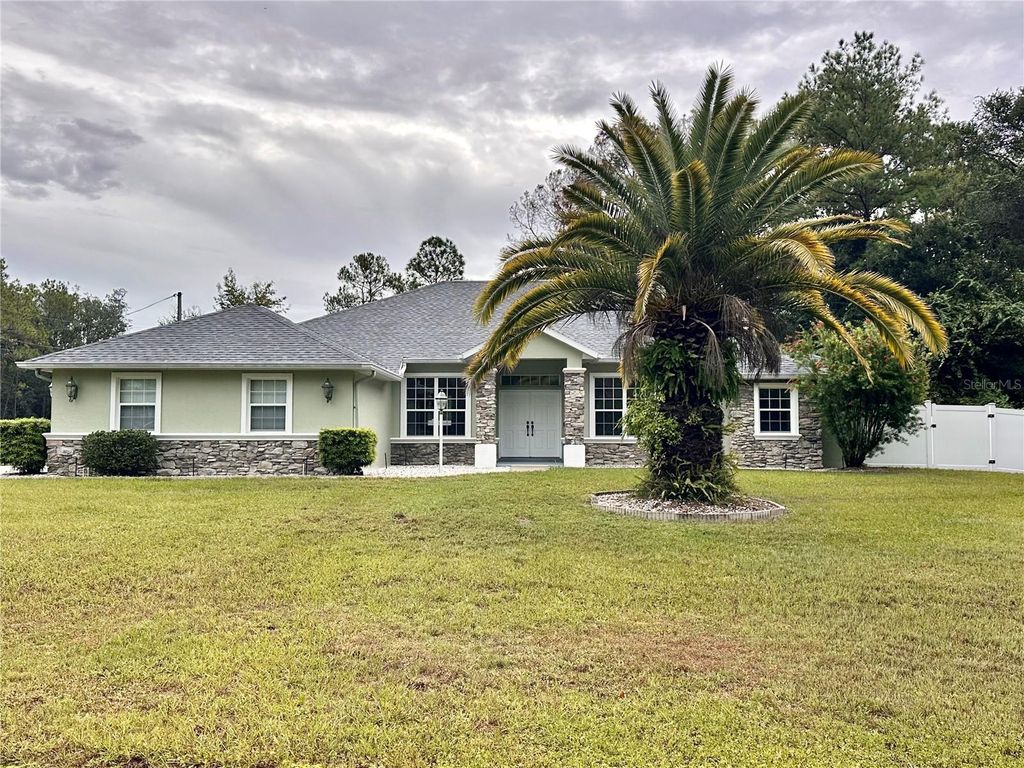 Photo of 22 E Imree Lane, Dunnellon, FL 34434 (MLS # OM710412)