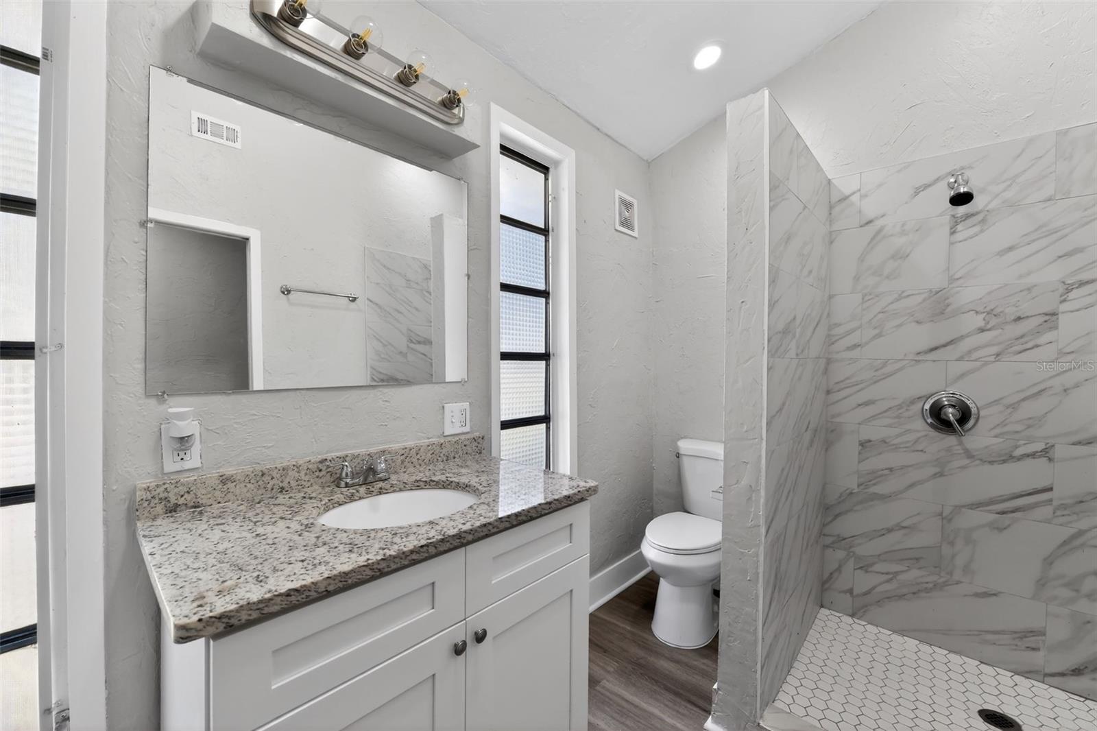ARMSTRONG ACRES SURV LT 1 R - Residential