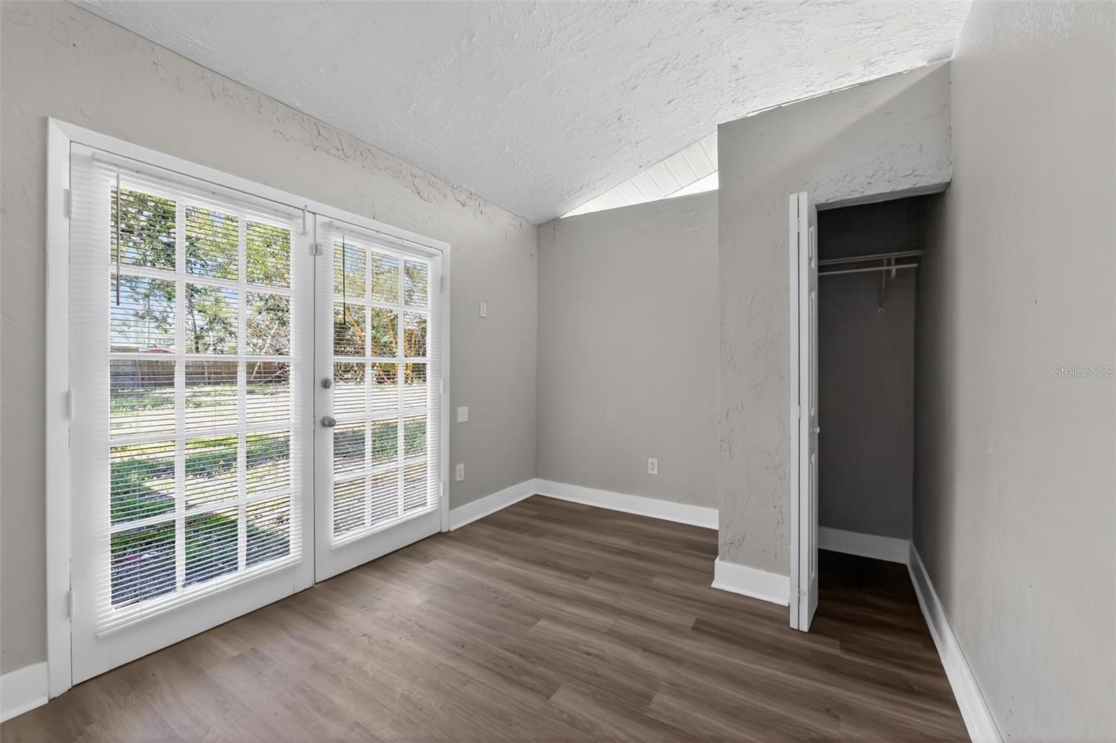 ARMSTRONG ACRES SURV LT 1 R - Residential