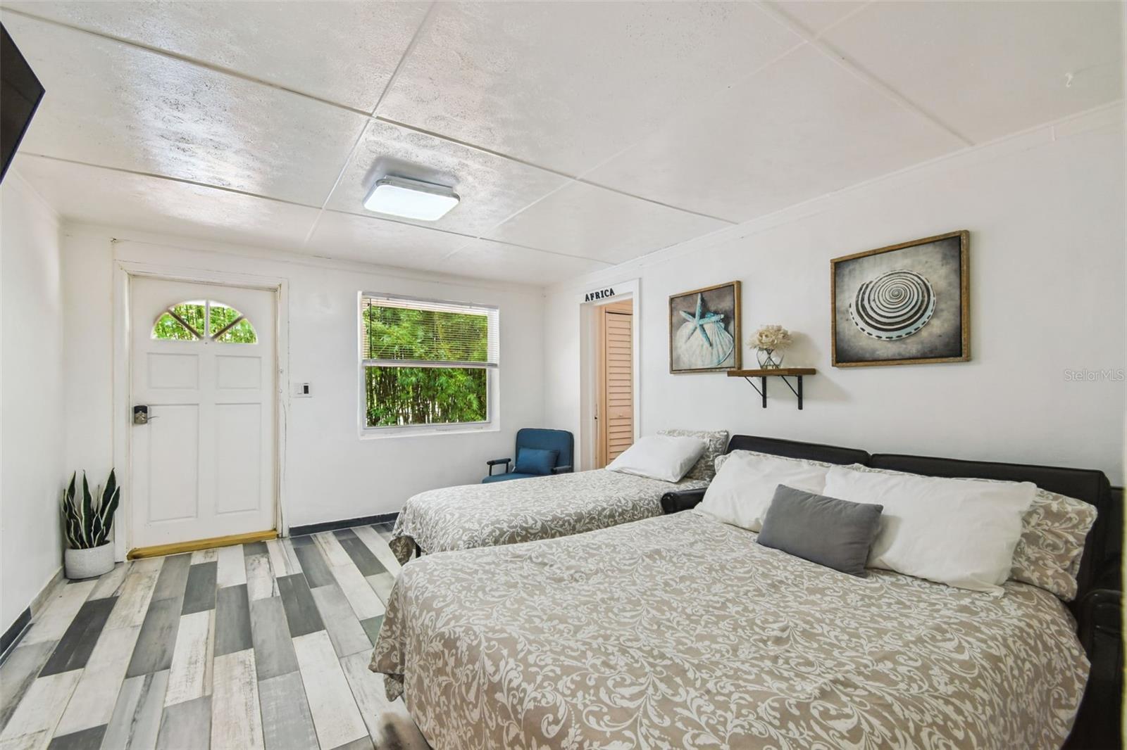 UNPLATTED - Residential Income