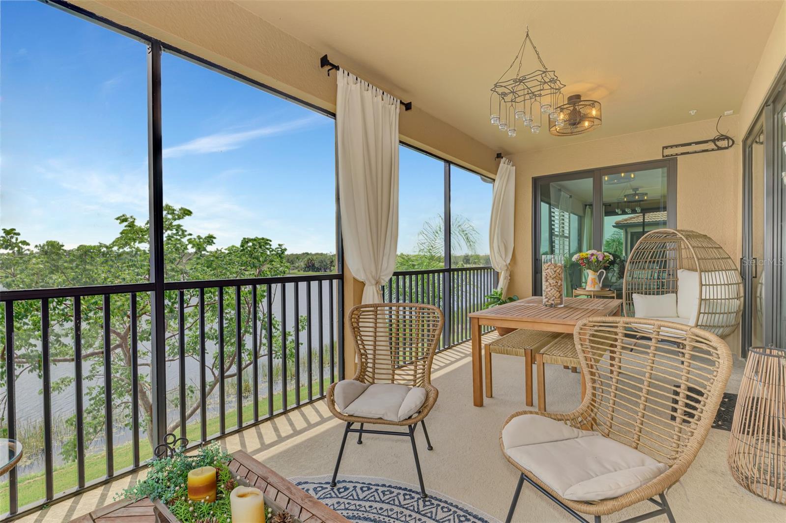 SARASOTA NATIONAL - Residential