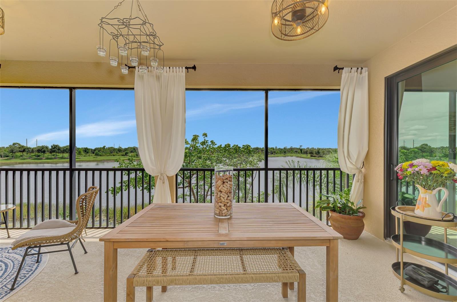 SARASOTA NATIONAL - Residential