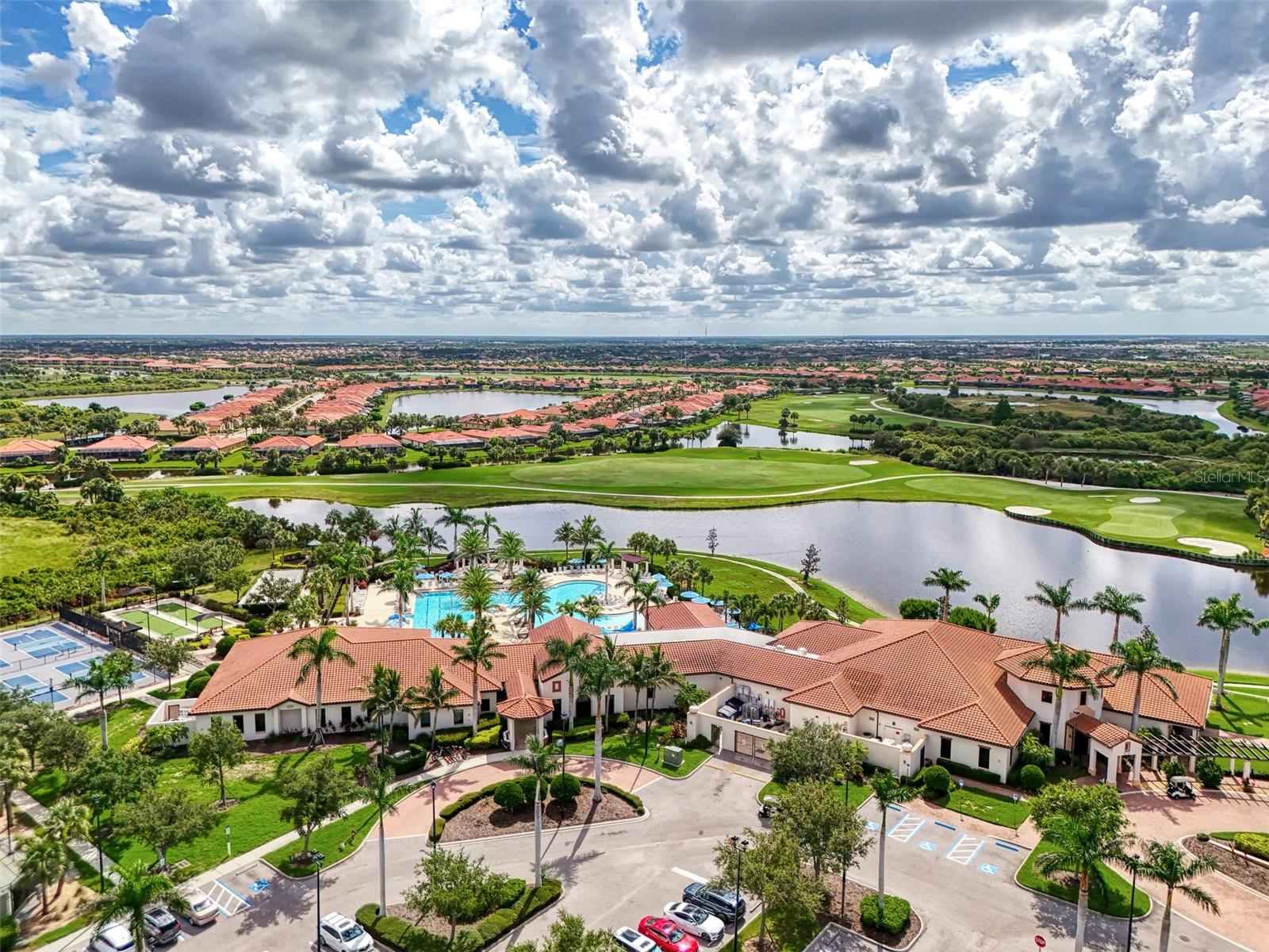 SARASOTA NATIONAL - Residential
