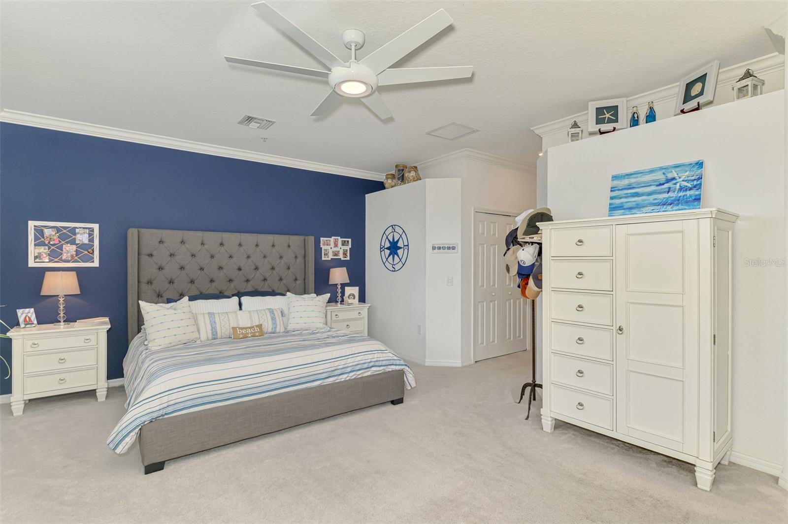 SARASOTA NATIONAL - Residential