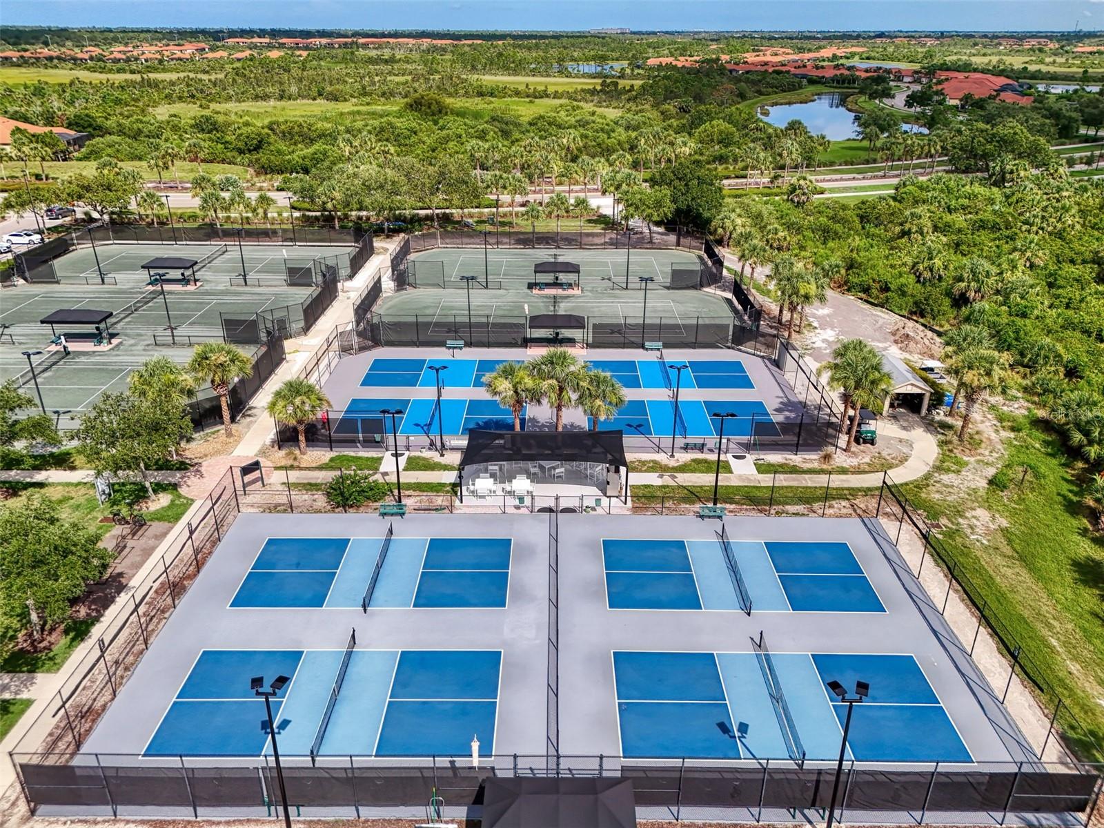 SARASOTA NATIONAL - Residential
