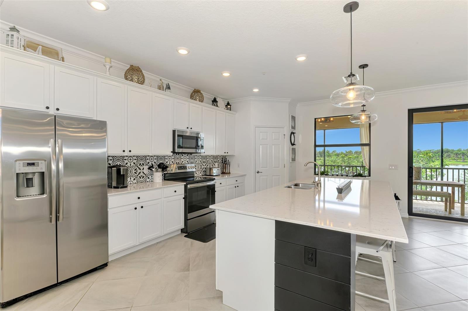 SARASOTA NATIONAL - Residential