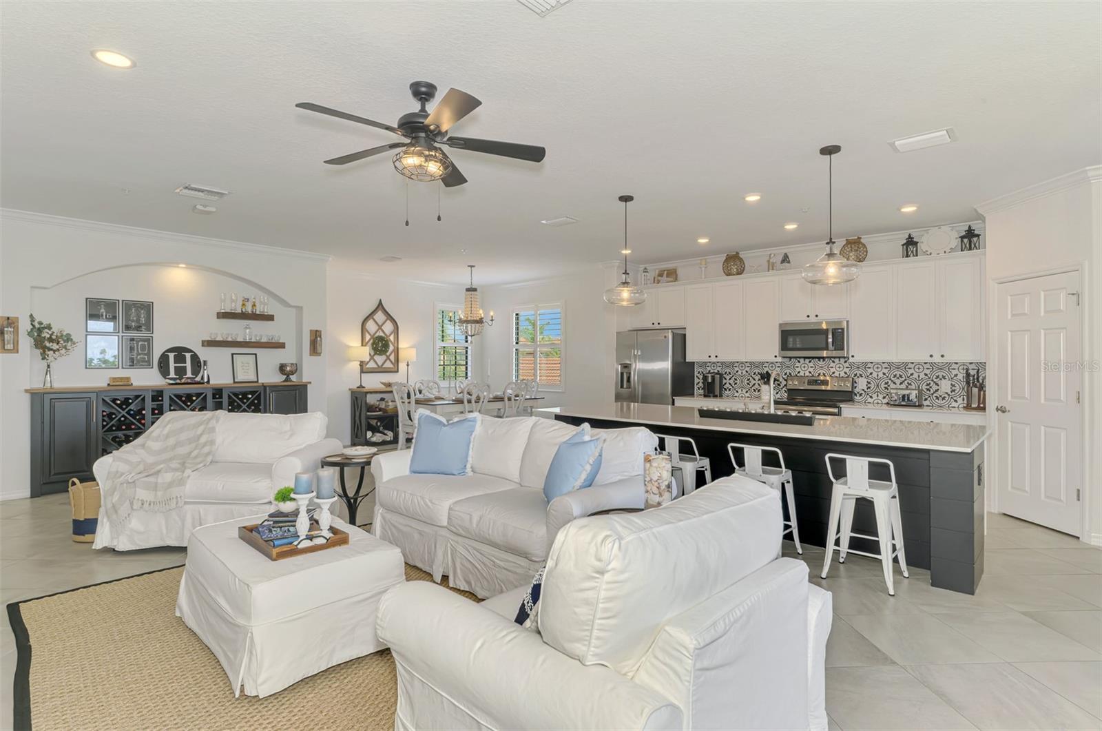 SARASOTA NATIONAL - Residential
