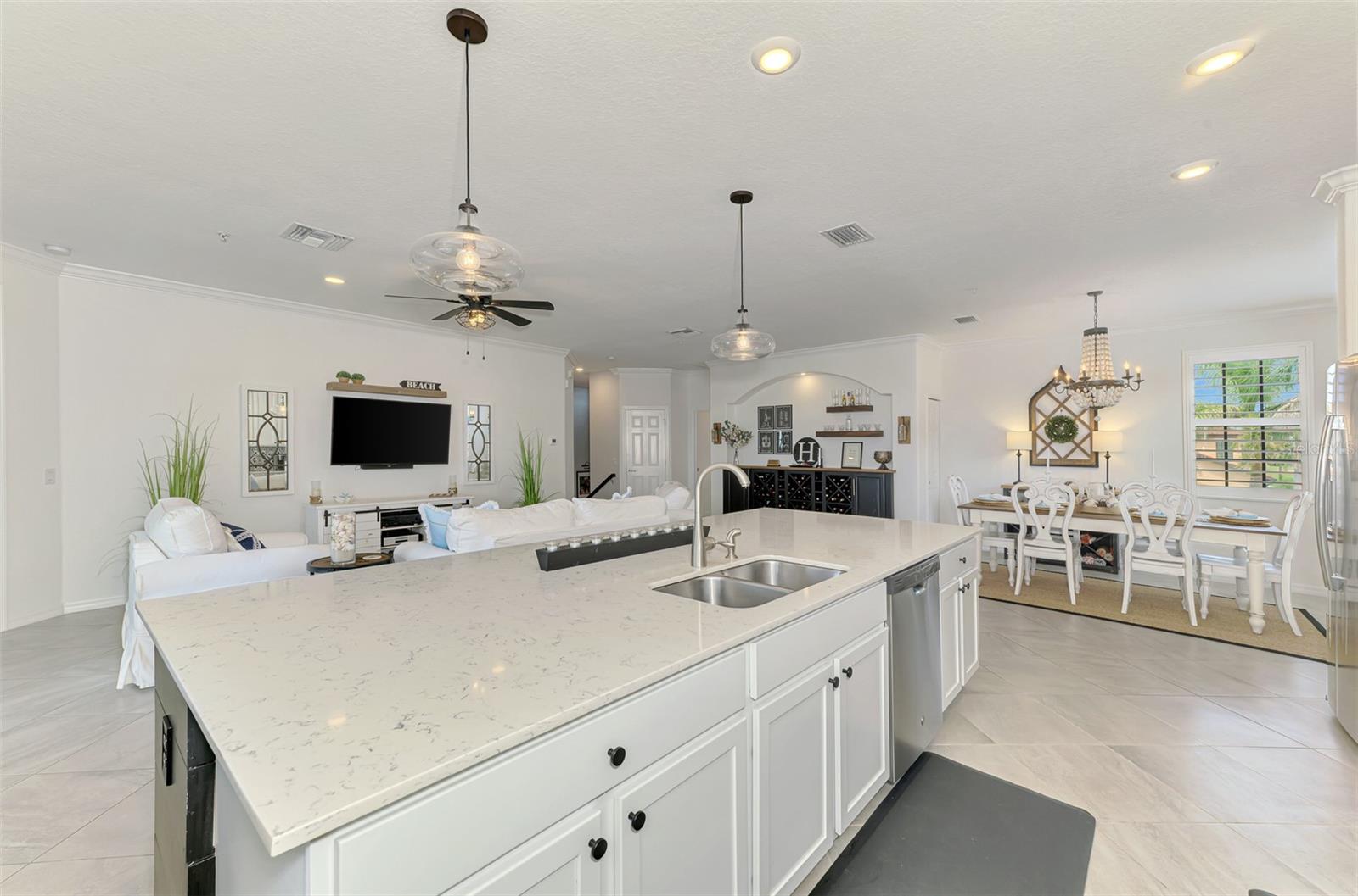 SARASOTA NATIONAL - Residential