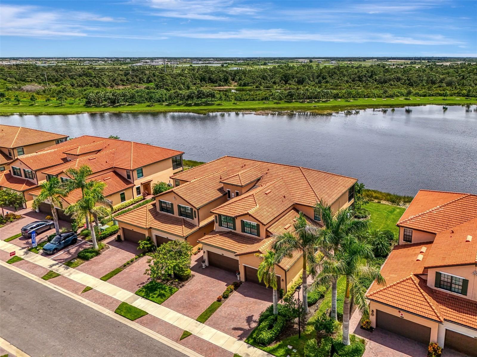 SARASOTA NATIONAL - Residential